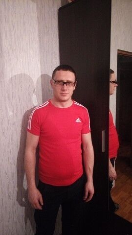 ,   Tudor, 32 ,   ,   , c 