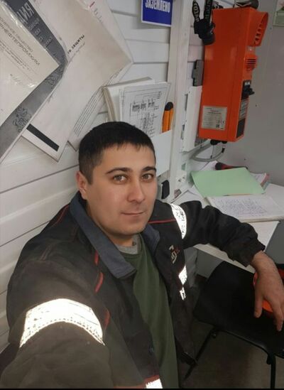  ,   Den, 37 ,   , 