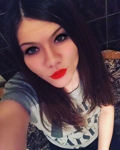  ,   Mariella, 24 ,   ,   , c , 