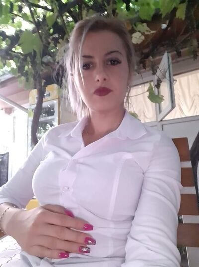  Larisa,   Merinda, 36 ,   ,   , c 