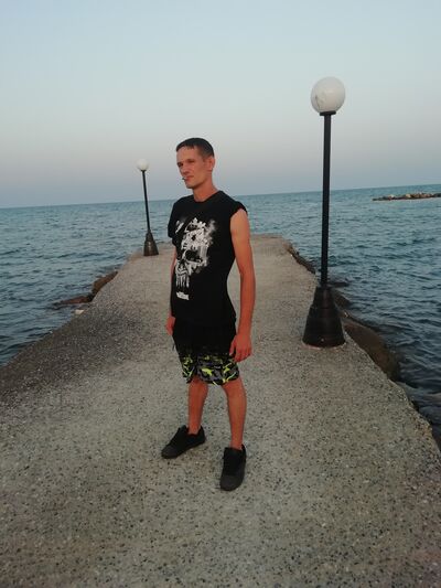  Thessaloniki,   Artiom, 36 ,   ,   , c , 