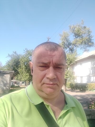  ,   Sergey, 56 ,   c 