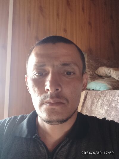 ,   Sasha, 30 ,   ,   