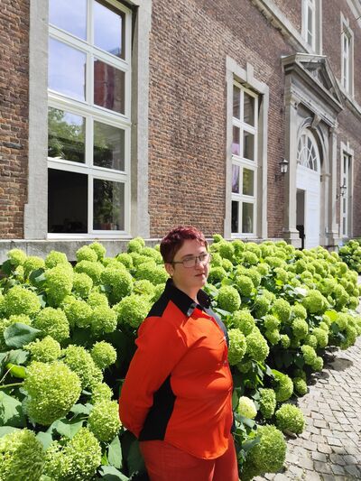  Sint-Truiden,   , 27 ,   c , 