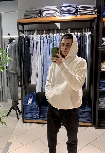  ,   Merdan, 25 ,   