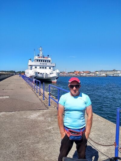  ,   Igor, 52 ,   ,   , c 