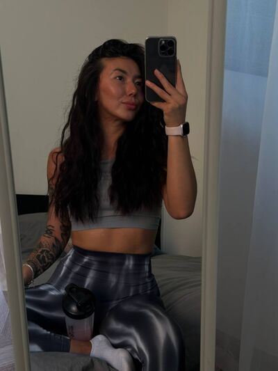  ,   Karina, 33 ,     , c , 