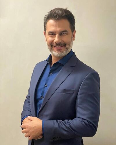  ,   Russell, 60 ,   ,   