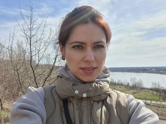  ,   Elena, 44 ,   ,   , c , 