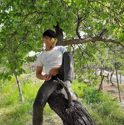  ,   Avetis, 27 ,   ,   