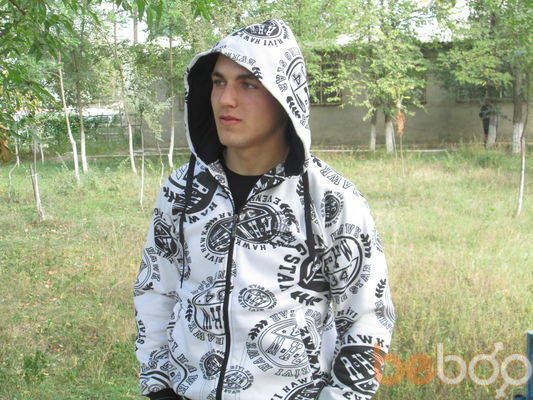  -,   GriSha S, 33 ,   ,   , c 