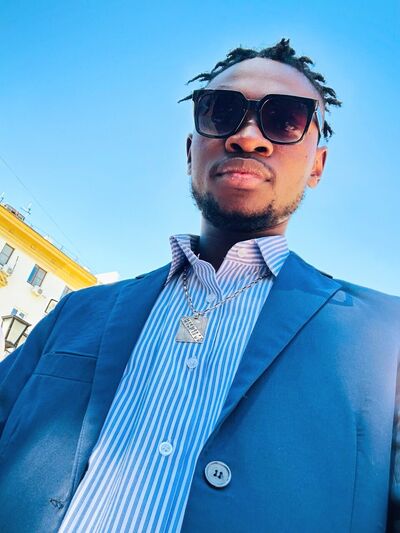  Saint-Etienne-du-Rouvray,   , 27 ,     , c 