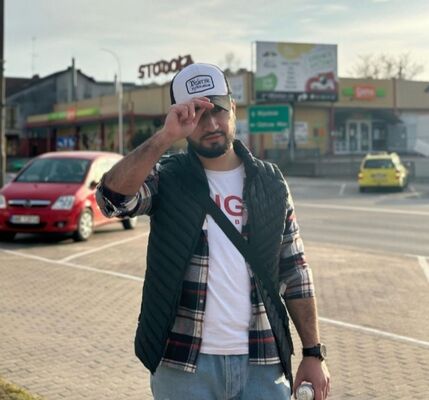  ,   Orkhan, 31 ,   ,   , c 