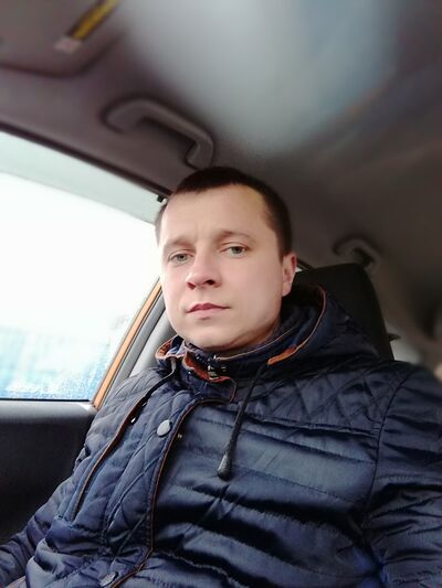  ,   Artem, 38 ,   
