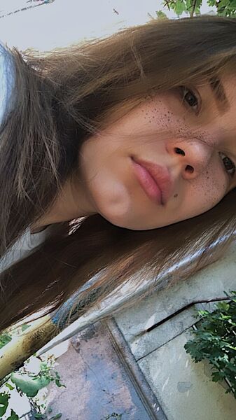  ,   Anna, 25 ,   ,   