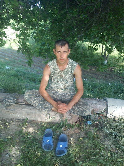  ,   Najmiddin, 40 ,   