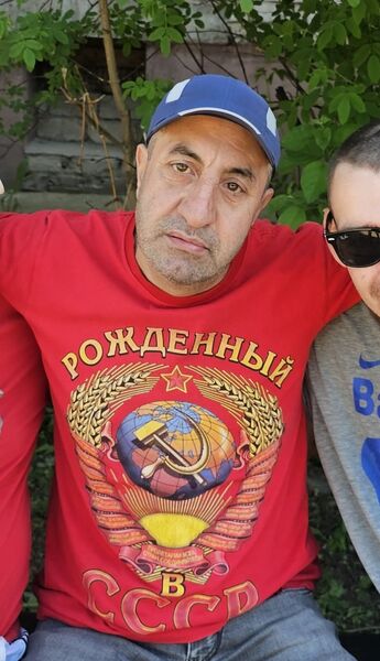  ,   Artyom, 44 ,   ,   