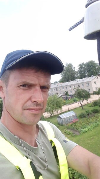  ,   Edmunds, 43 ,   ,   , c 