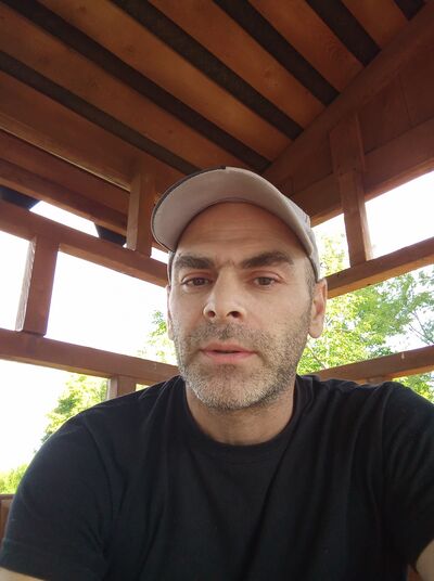  ,   Artem, 45 ,   ,   
