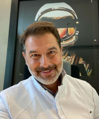  Soho,   Roy, 57 ,   ,   