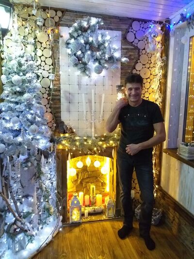  ,   Vlad, 54 ,   