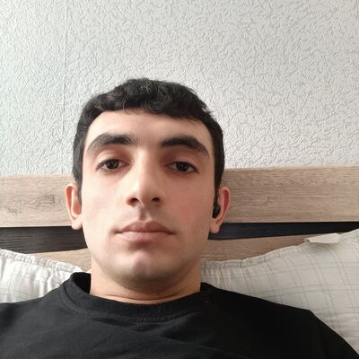  --,   Karen, 29 ,   ,   , c 