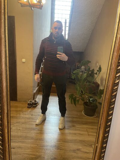  ,   Dejan, 27 ,  