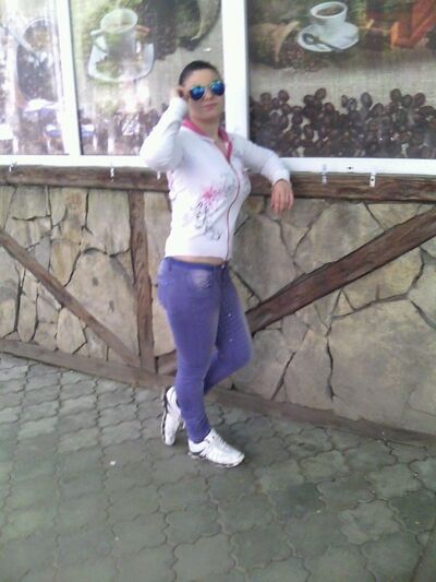  ,   Doinita, 33 ,   ,   , c 