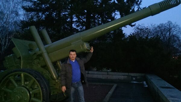  Bochum,   Oleg, 42 ,   ,   , c 