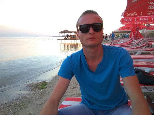  ,   Vlado, 35 ,  