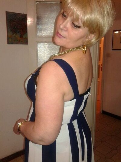  ,   Scarllet, 61 ,     , c 