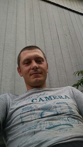  ,   Oleg, 33 ,   