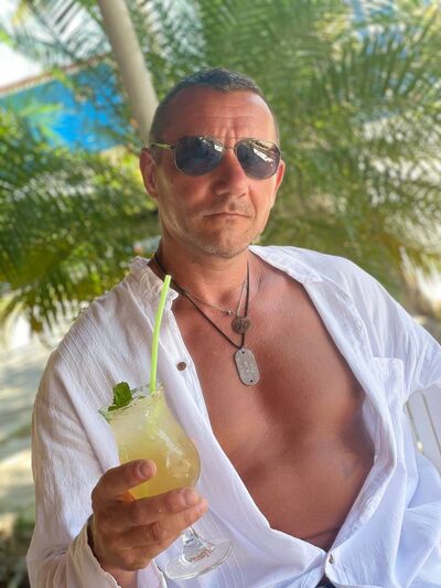  ,   Alexander, 49 ,   ,   