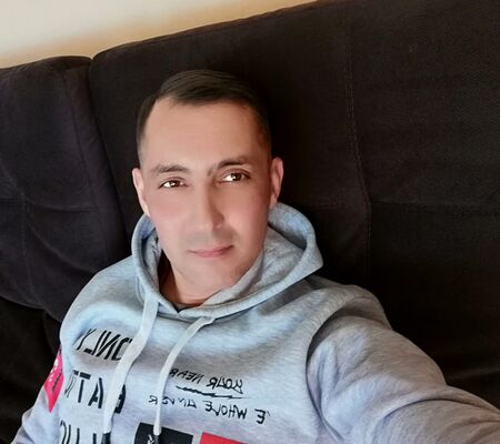  ,   Rustam, 42 ,   c 