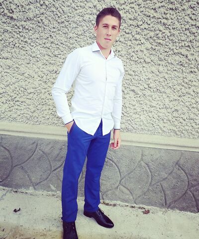  ,   Grisa, 24 ,   ,   , c 