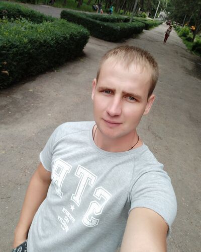 ,   Vasea, 32 ,   