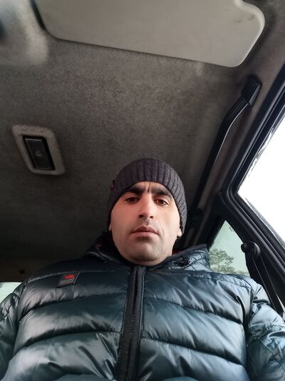  ,   Rafa, 39 ,   c 