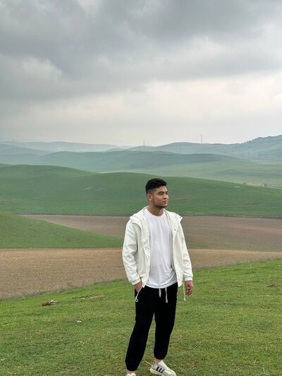  ,   Ibrohim, 22 ,   ,   