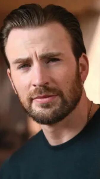  ,   Chris, 31 ,   ,   