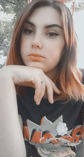  ,   Ilona, 28 ,   ,   