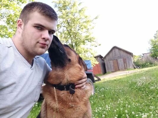  -,   Maxim, 25 ,   ,   