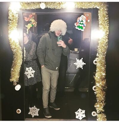  ,   , 28 ,   ,   
