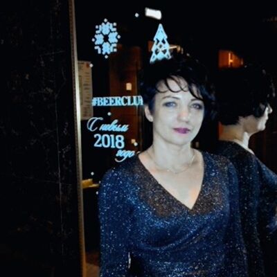  ,   Naomi, 49 ,   ,   