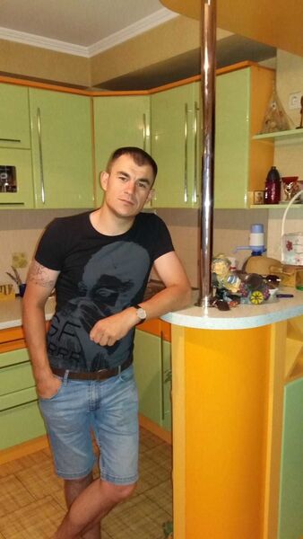  ,   Artur, 41 ,   ,   , c 