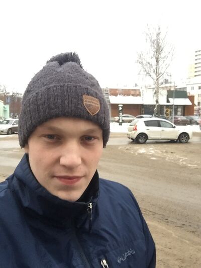  ,   Kirill, 32 ,   