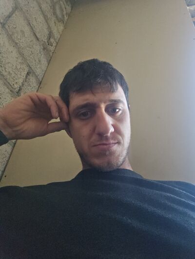  ,   Nik, 29 ,   ,   