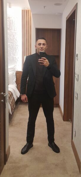  ,   Artur, 34 ,     , c 