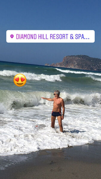  ,   Ali, 53 ,   ,   , c 