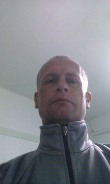  --,   Maks, 49 ,   