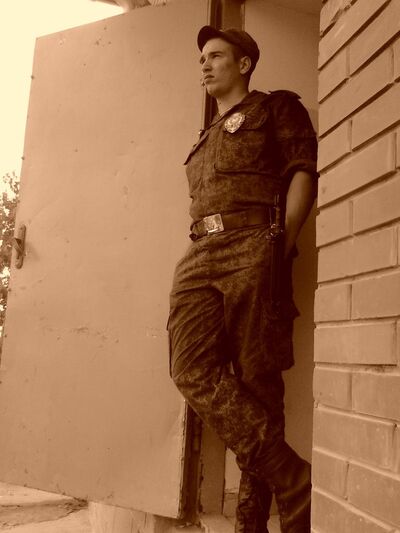  -,   , 33 ,   